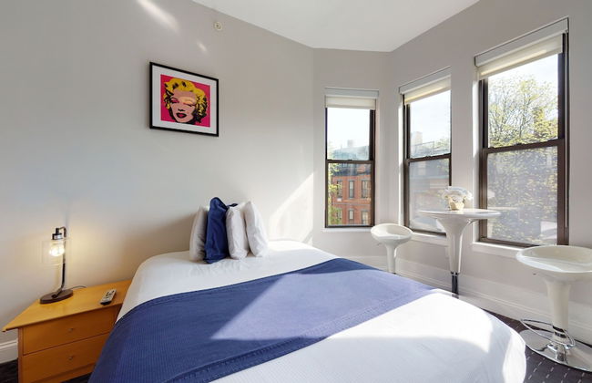 Maverick Suites at 400 Columbus Ave - Foto 9