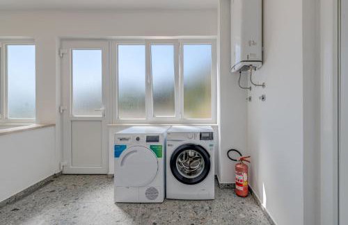 DeLuxe Seaview Apartment KENNEDY I - Photo 76