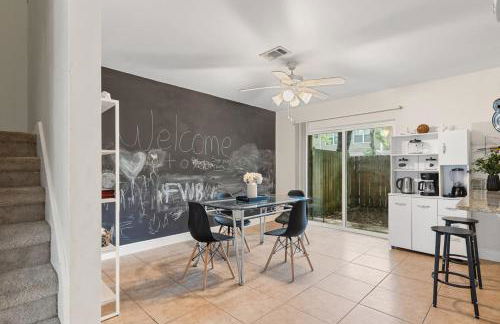 Fort WB Haven with BBQ 15 Mins to Beach - Foto 7