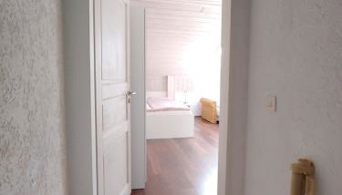 Modernes Apartment zum Wohlfühlen - Foto 2