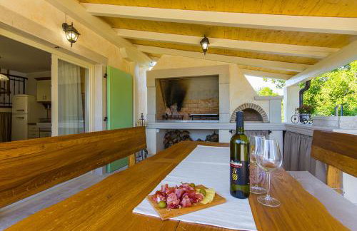 Villa Luca with pool and jacuzzi - Foto 21