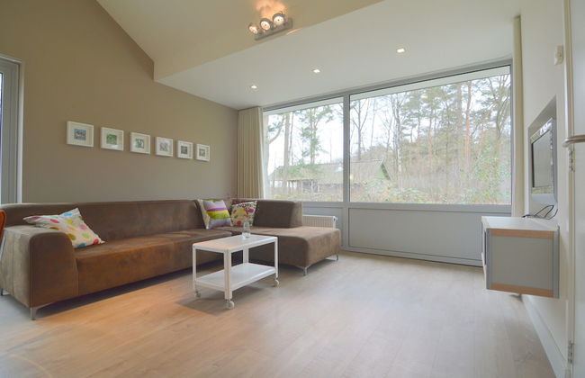 Inviting Holiday Home in Stramproy With Terrace - Photo 11