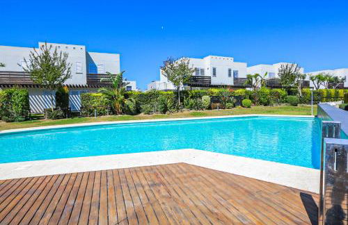 LITORAL COSTA DORADA - LAS PALMERAS Only families - Foto 47