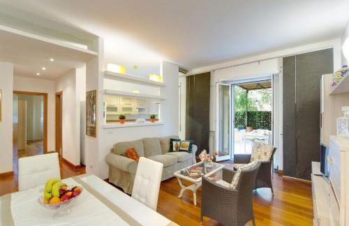 Viale Tirreno - Appartamento con Patio - Foto 8