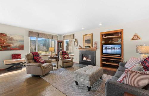 Golf Course View Condo Walk to Town & Pools - Foto 31