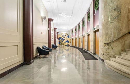 BOLD 2BR 2BA In The Block Apartment by CozySuites - Foto 20