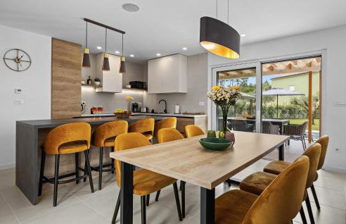 Nice Home In Marasi With Wifi - Foto 4