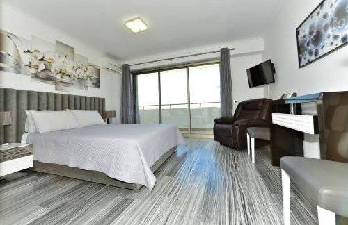 Exclusive Luxury Apartments in Oceano Atlantico Complex - Photo 4