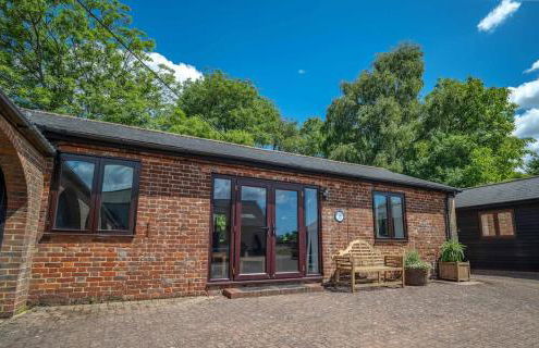 Rural Farm Cottage nr Canterbury - logburner, parking, 2bed and 2bath -idyllic setting - Foto 1