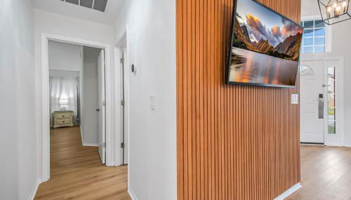 Disney-Close Lakefront Renovated 4BR Pool - Foto 5