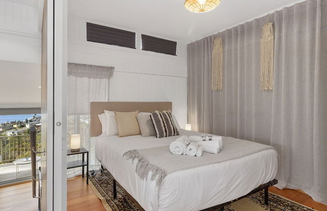 Spectacular Views - 2 Bedroom House - Photo 12