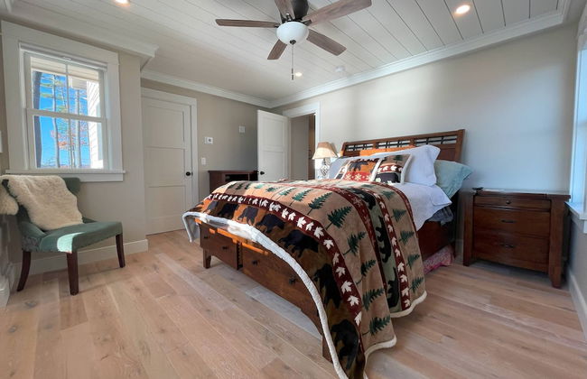 Lady of The Lake - Photo 26