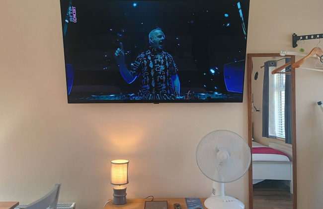 Mattys Pub & Apartments - Foto 7