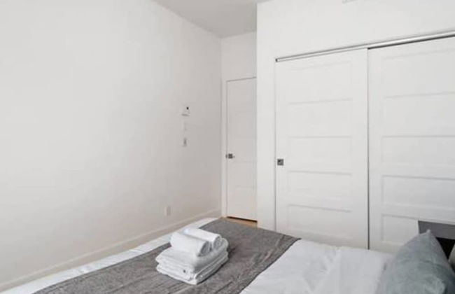 3 Bedroom Penthouse Great for Family Vacation - Photo 62