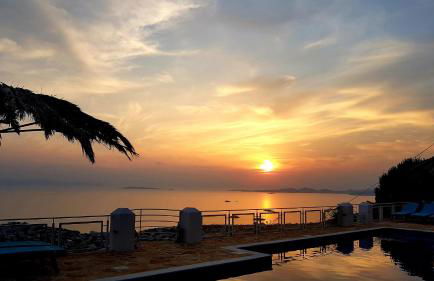 Infinity Blue Suite - Photo 2