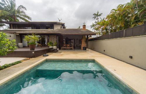 Casa com Piscina e Area Gourmet em Barra do Una - Foto 1
