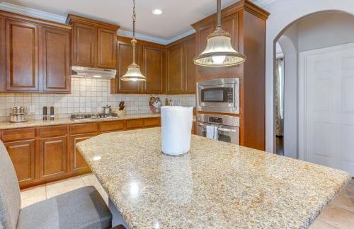 Pet-Friendly Home with Patio and Yard in Rosharon - Foto 8