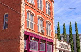 Bisbee Brownstone Suites - Foto 2