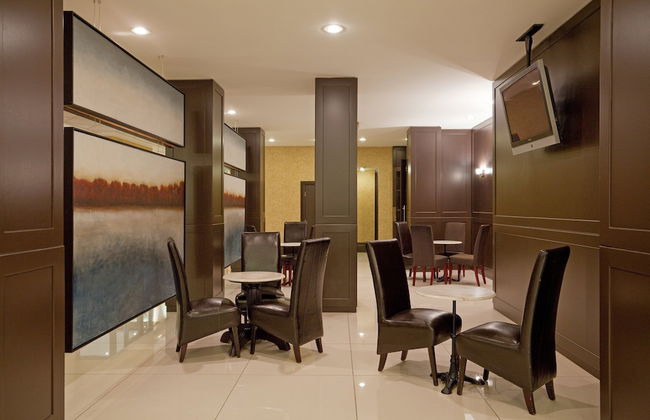 Armon Plaza Montreal Airport - Foto 3