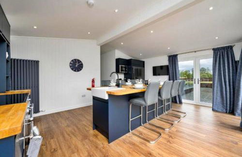 Finest Retreats - Silverwood Executive Chalet - Photo 10