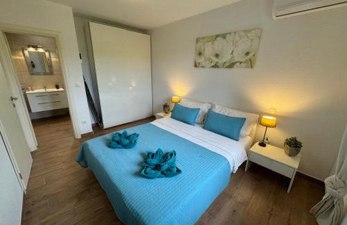 Villa Cecilia - 4 bedrooms, 4 bathrooms, inside heated pool, gym - Photo 21