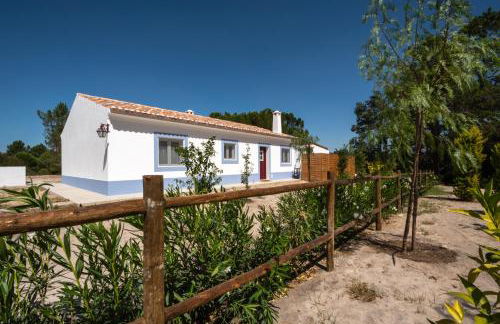 Casas da Horta - Photo 5