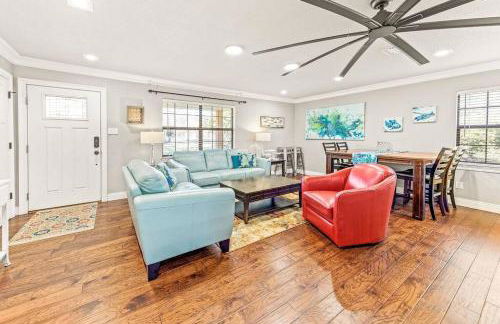 Foley Palms & OWA Resort / Pool - Photo 12