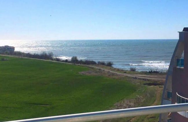 1-bed Modern Sea View Apartment in Aparthotel - Photo 48