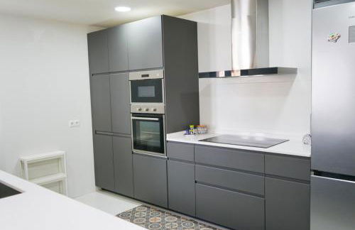 Casa Topacio, 3 bedrooms and 3 bathrooms in quiet street - Photo 6