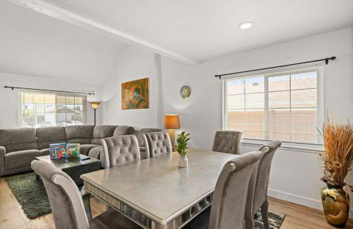 Fun Family Retreat Games, Massage Chair & Yard - Foto 28