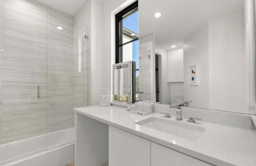 NEW! Luxury Pool Retreat & Casita in Midway Hollow - Foto 43