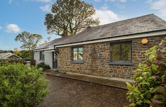 Hazelglade Cottage - Hot Tub, Games Room, Pet Friendly - Photo 1