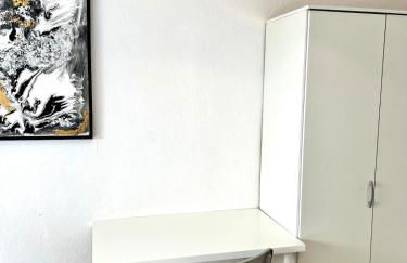 New fully equipped apartment with private parking space - Foto 5