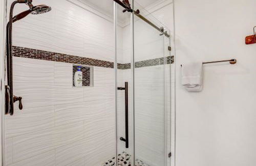 Gallery 1897 - Photo 20