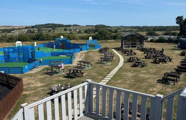 The Squirrel's Nest Stylish Modern Caravan Stay - Foto 31