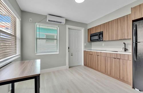 Dania Beach 1BR | Views + WiFi + Parking - Foto 14