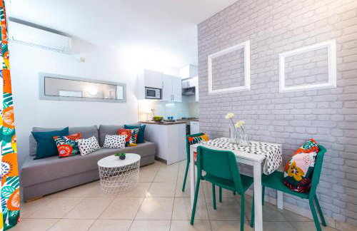 Niko's Charming Apartment with FREE parking - Foto 1