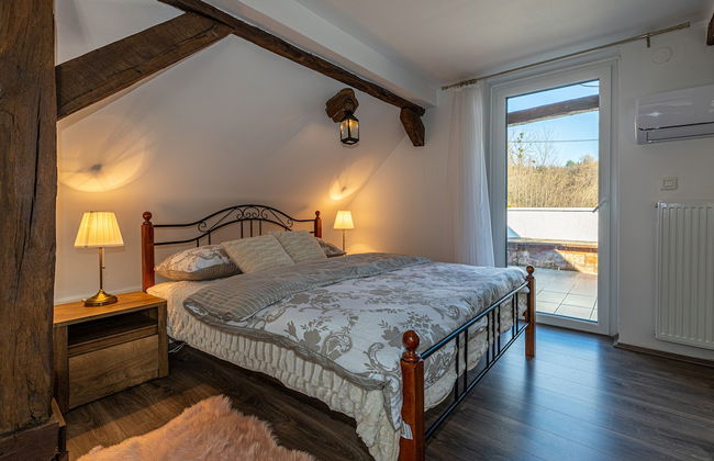 Romantic Pool Villa Angela With Sauna - Photo 5