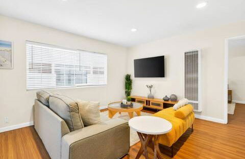 Prime Manhattan Beach 2BR Walk to Beach with Parking - Foto 23