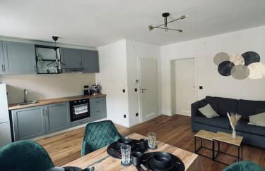 Schöne 2 Zimmer Wohnung Kingsize-Bett - Foto 1