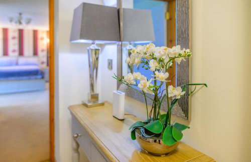 Lilys Pink House - Photo 41