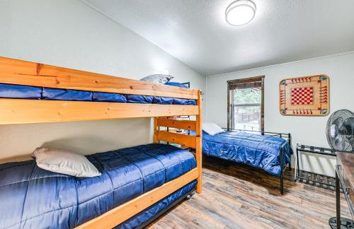 Gateway to Mt Rainier Riverfront Haven with Hot Tub - Foto 18