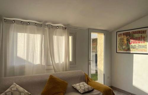 Chez moon Joli appartement rénové proche centre et parking privé - Foto 29