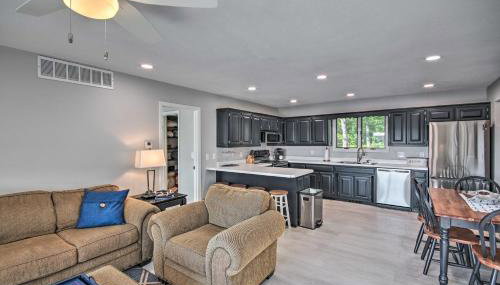 Table Rock Lake Hideaway with Deck Bring Your Boat! - Foto 4