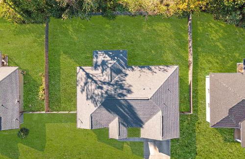 Nice 4-Bedroom home 15 mins from the beach - Foto 26