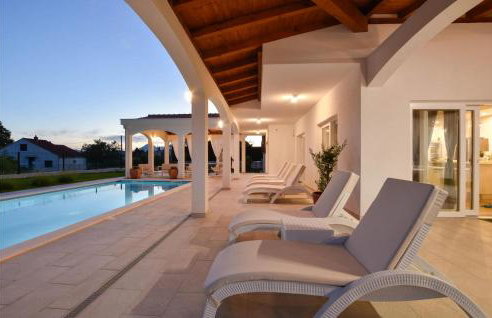 Awesome Home In Sestanovac - Foto 26