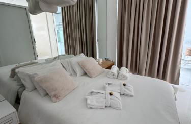 Apartamento Cubo de Cristal con piscina y vistas al mar - Foto 4