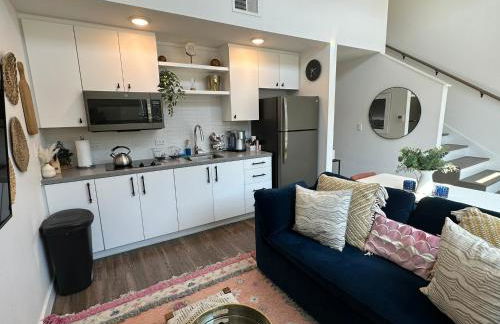 Austin Stylish Studio - Foto 48