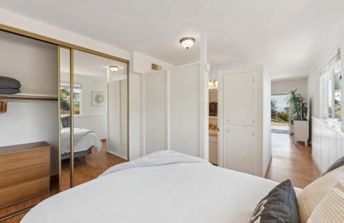 Whitney Oceanview Studio - Photo 9