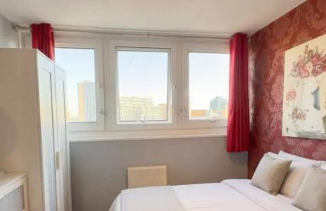 "HOME FROM HOME" - Next to Hilton - City Centre 2 Bedrooms Apartments with Kitchen - in Milton Street - Your own Apartment in Victoria Centre Shopping Centre - 24 Hours Access - Parking Cars or Vans from Five Pounds a Day - Sunday 1pm Check-out - Foto 74